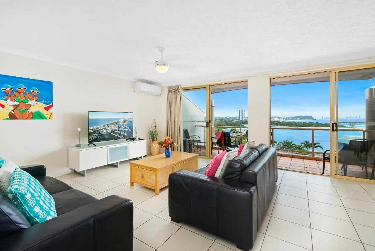 **** Aparthotel Little Cove Currumbin Gold Coast Australia