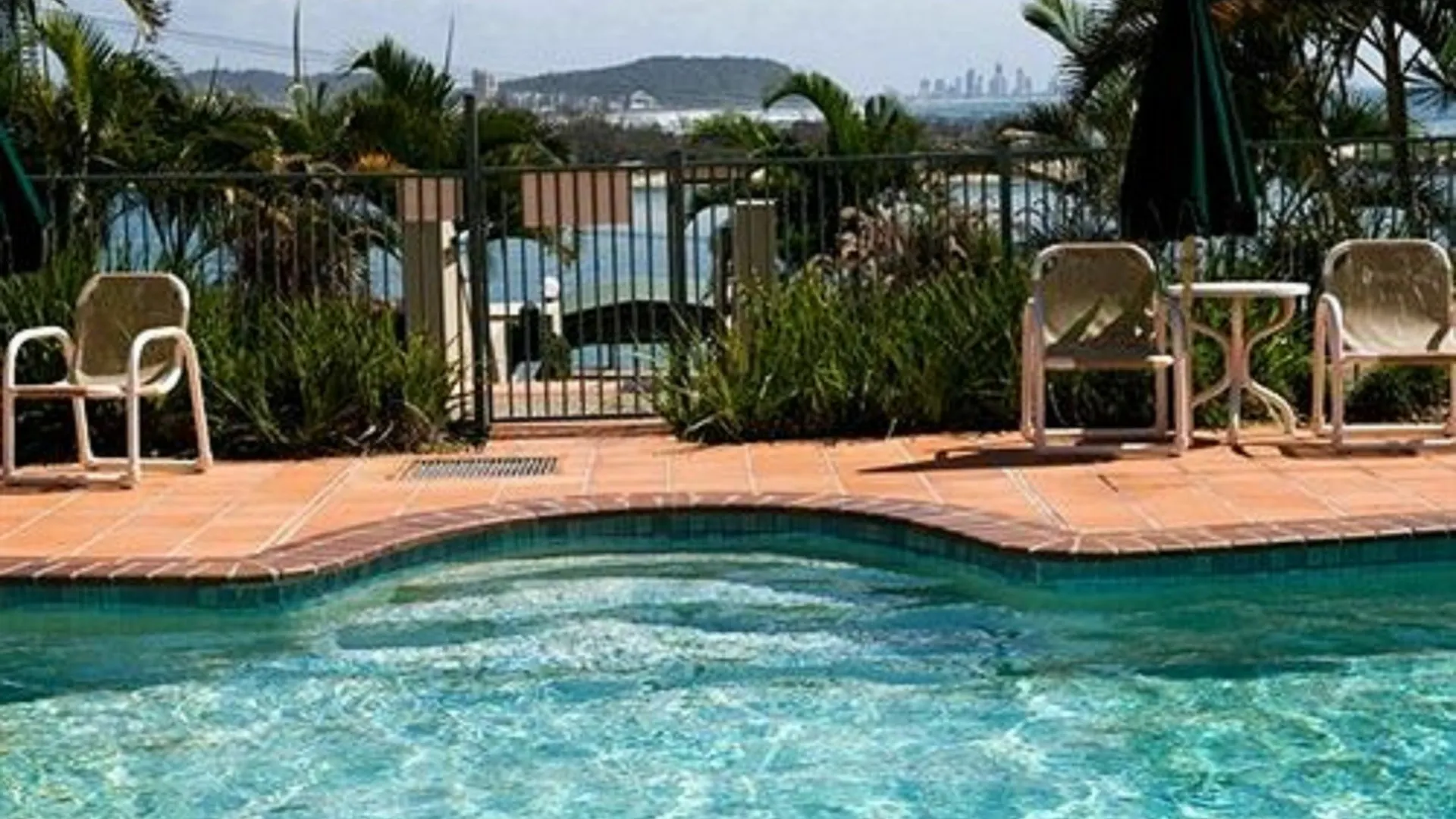 Little Cove Currumbin Gold Coast Aparthotel